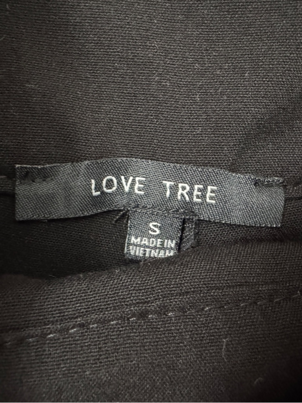 Love Tree Black Pleated Mini Skirt with Double Buckle Detail; Sz S punk preppy - Picture 3 of 7